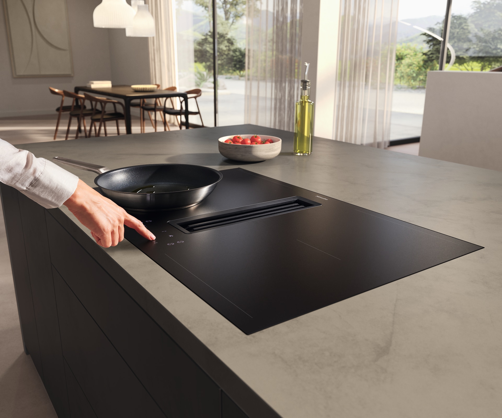Miele Induktionskochfeld mit Muldenlüfter mattes Finish